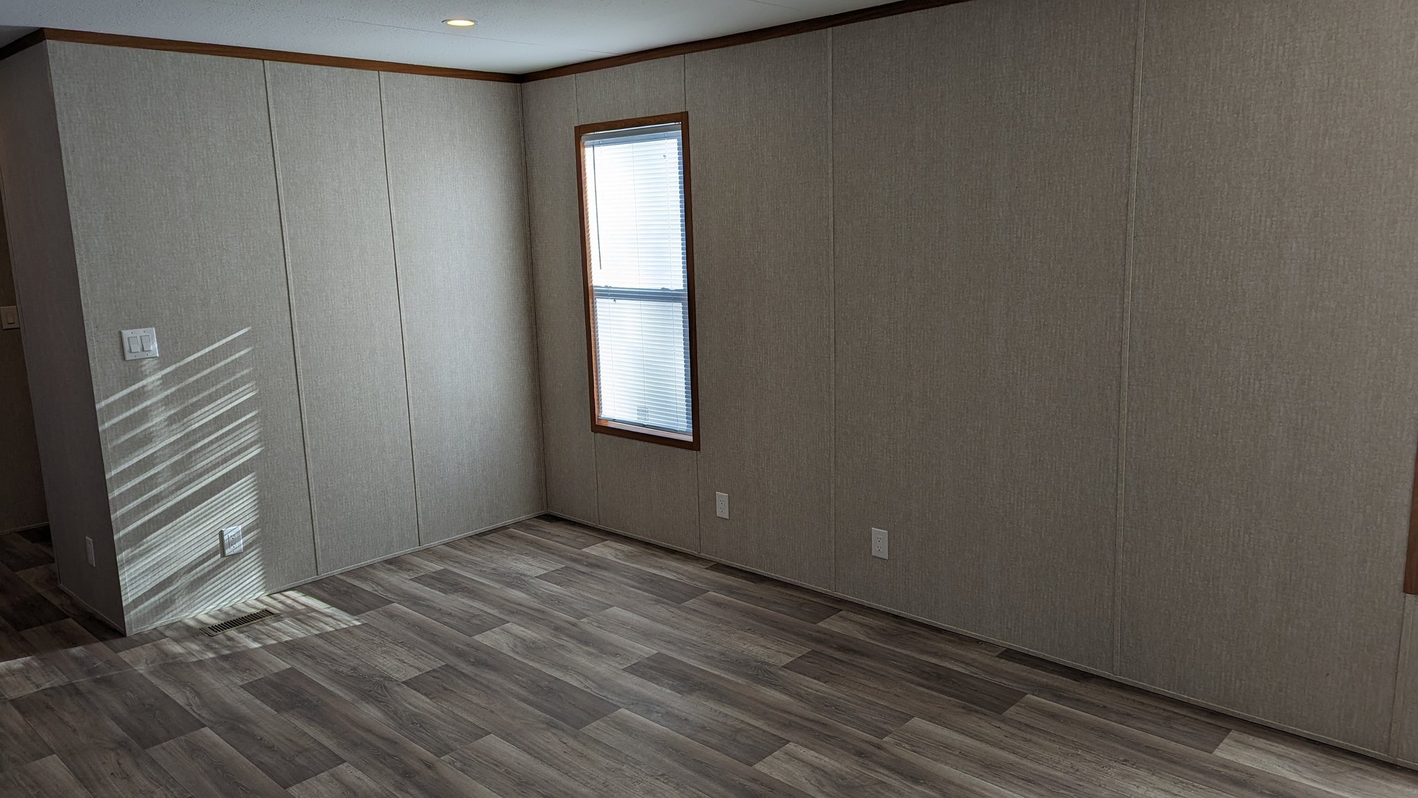 Beautiful New Skyline Manufactured House — photo 3